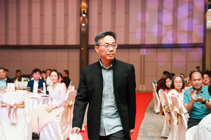 Photo 2 from 30th Anniversary Dinner album