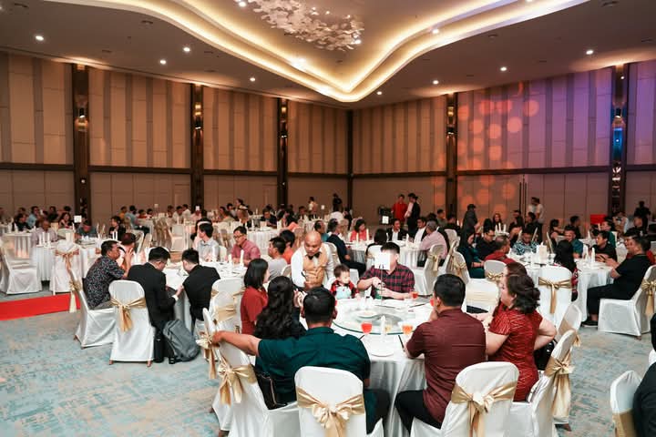 Photo 22 from 30th Anniversary Dinner album